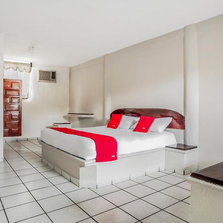 Oyo Hotel Jaguar Cancun Ngoại thất bức ảnh
