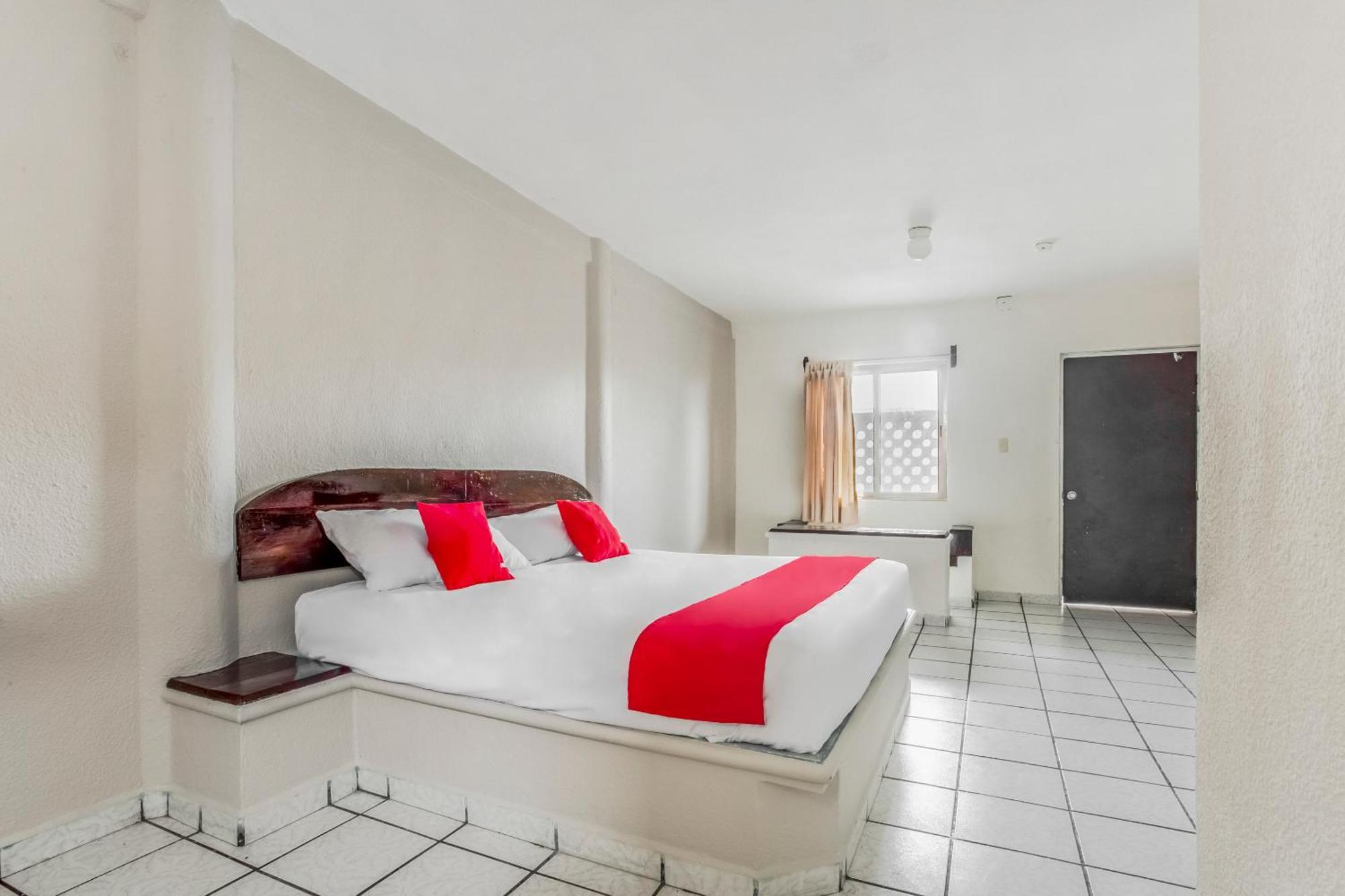 Oyo Hotel Jaguar Cancun Ngoại thất bức ảnh