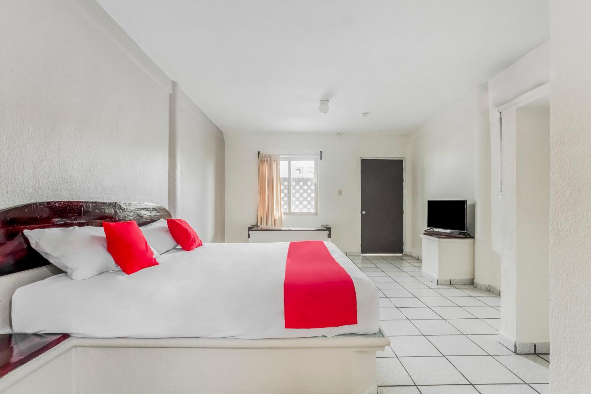 Oyo Hotel Jaguar Cancun Ngoại thất bức ảnh